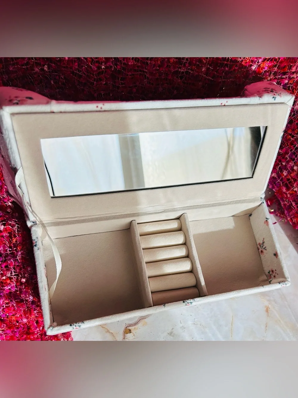 Jewelry Organizer Miniature Tufted Sofa Box in Floral Pattern over Ivory White